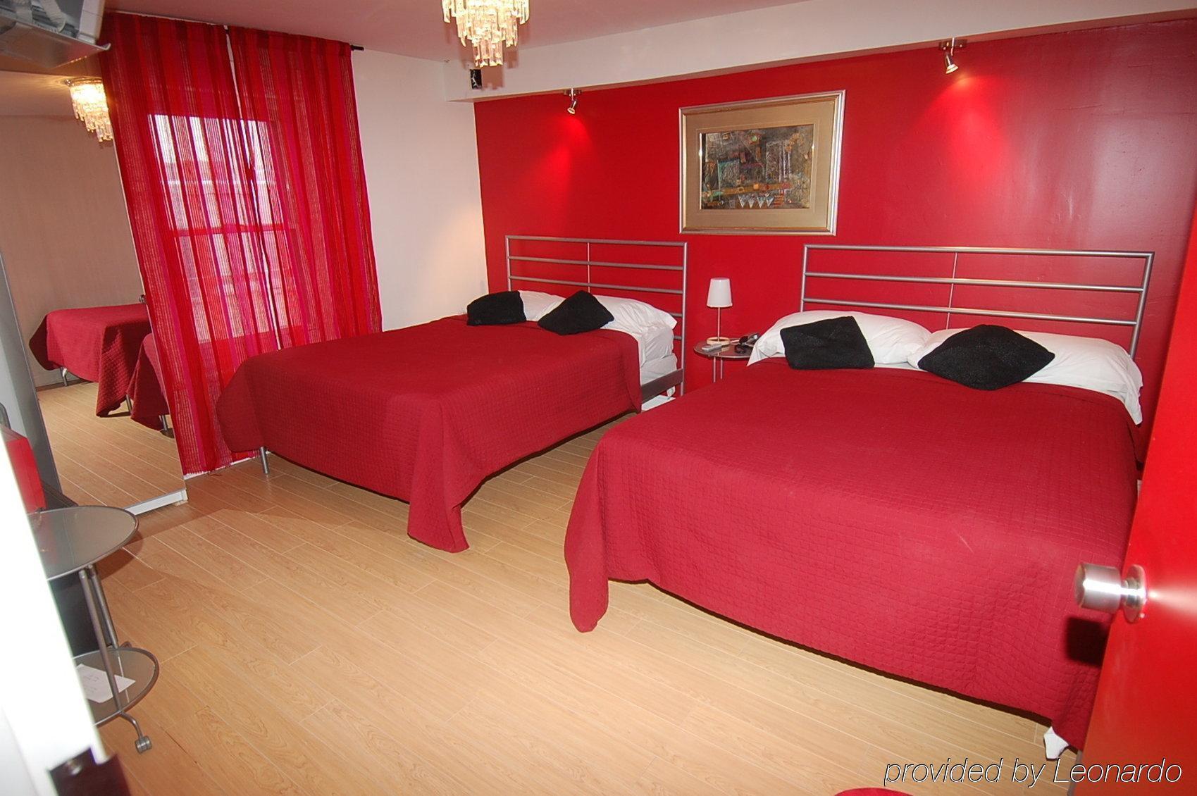 Celebrities Hotel Монреаль Номер фото